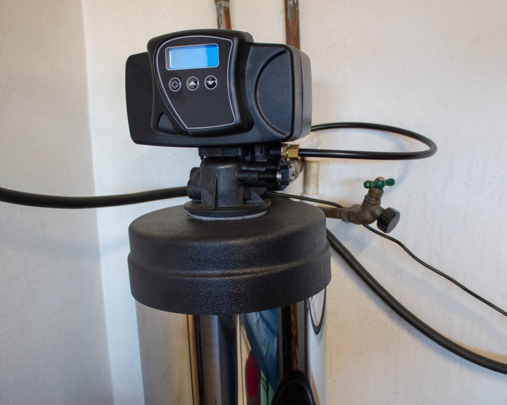 6 Signs You Need a Water Softener & Tips