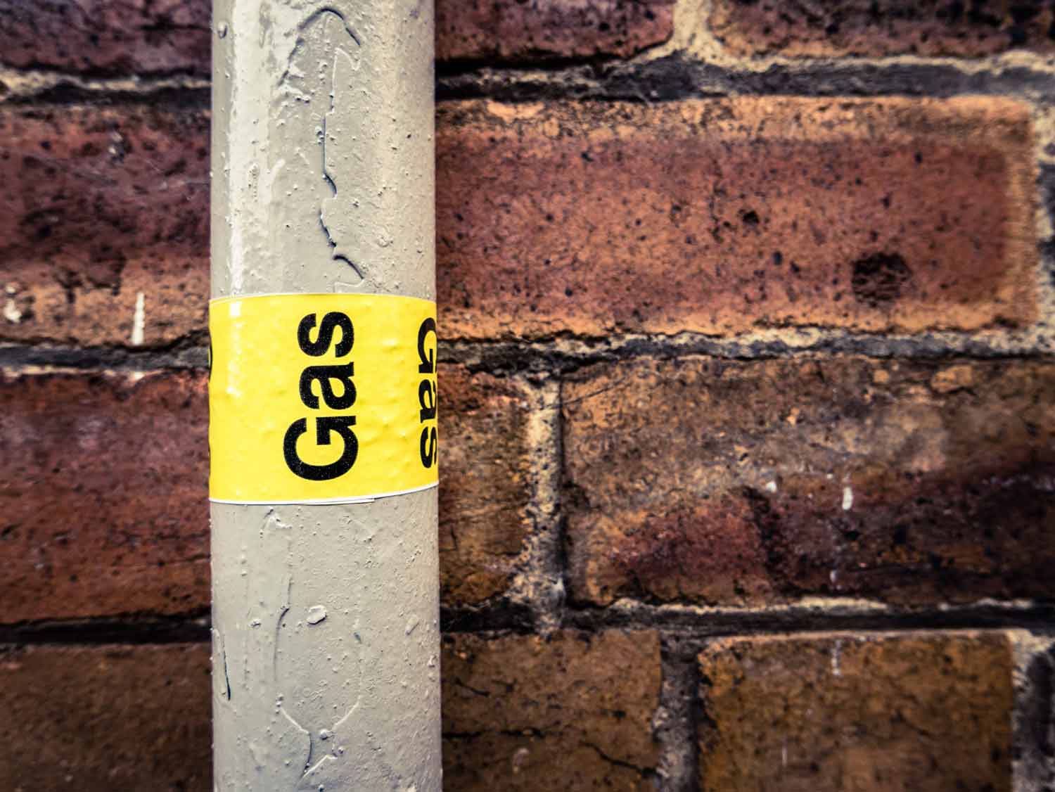 8 Dangerous Signs & Symptoms of a Natural Gas Leak