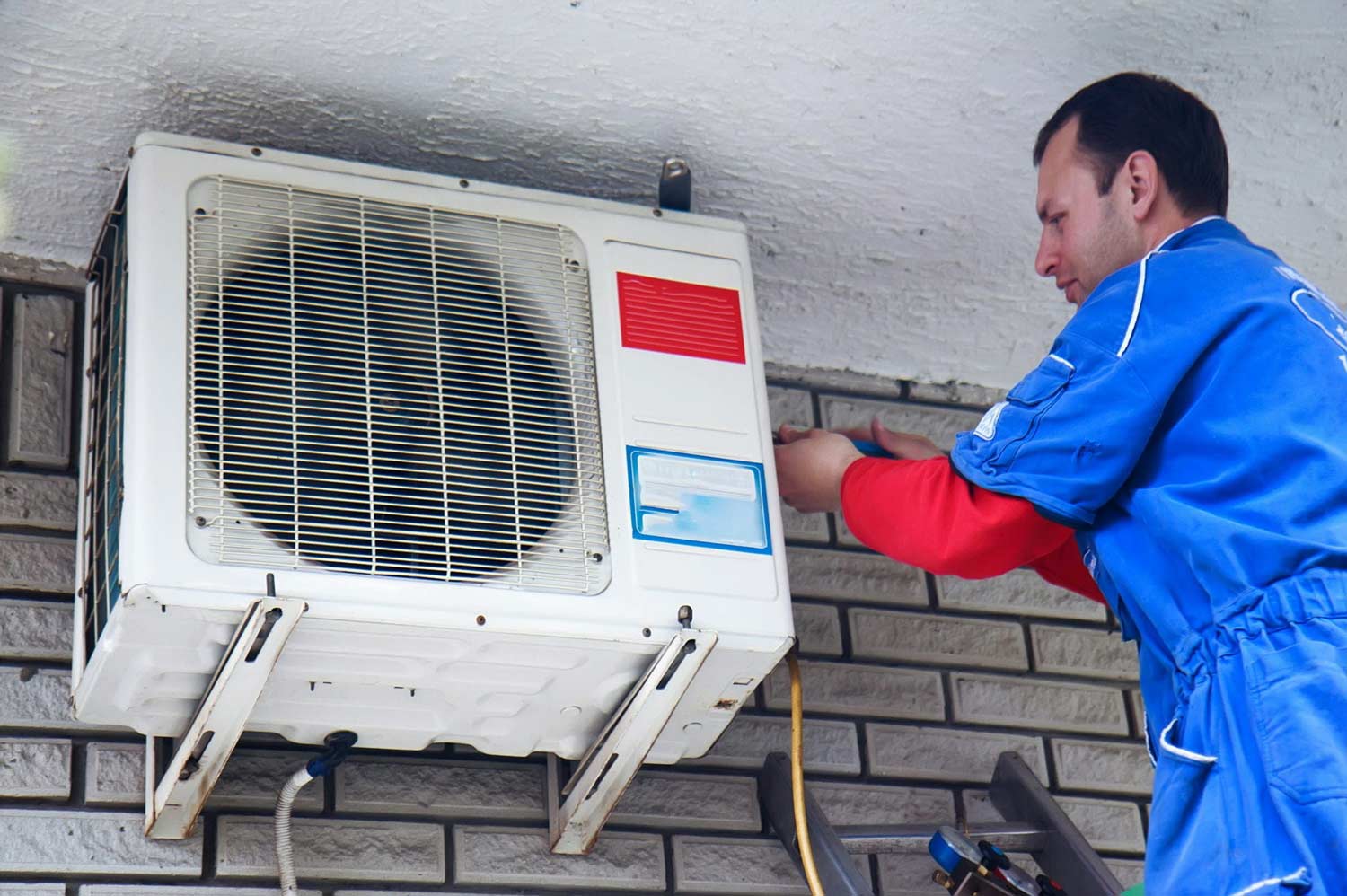 Step-By-Step Guide: How to Fix a Frozen Air Conditioner